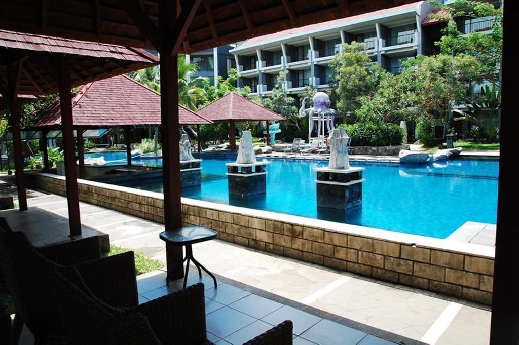 Bela International Hotel & Conventionternate Exterior foto