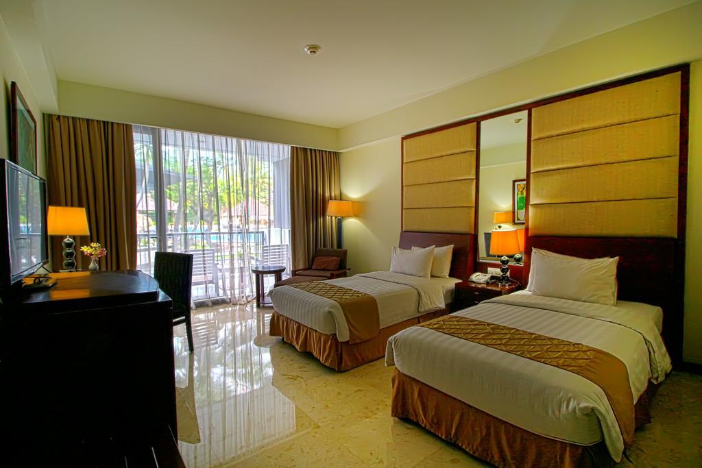 Bela International Hotel & Conventionternate Exterior foto